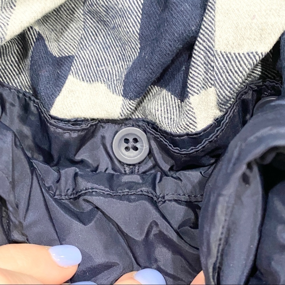 babyGap Infant Winter Puffer Coat Button Zip - Picture 3 of 6